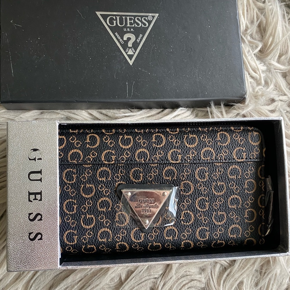 Guess Wallet - NIB